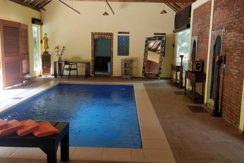Villa King: Unique Villa With Indoor Swimming Pool Amed Eksteriør bilde